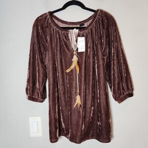 NWT Boot Barn Rancho Estancia Velour Taupe Top Feather Tassel 3/4 Sleeve Small